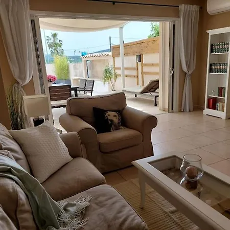 Maison Gamine Mit Privatem Pool * 孔格林