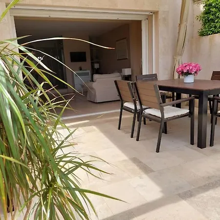 Maison Gamine Mit Privatem Pool 度假居 *