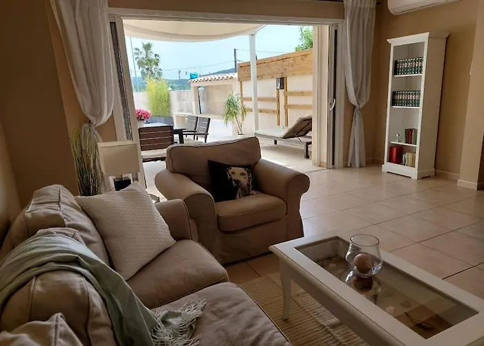 Maison Gamine Mit Privatem Pool * Cogolin