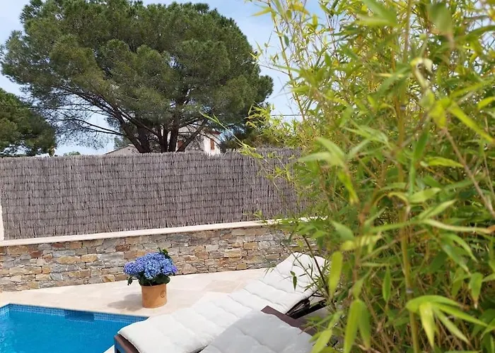 Hébergement de vacances Maison Gamine Mit Privatem Pool Cogolin